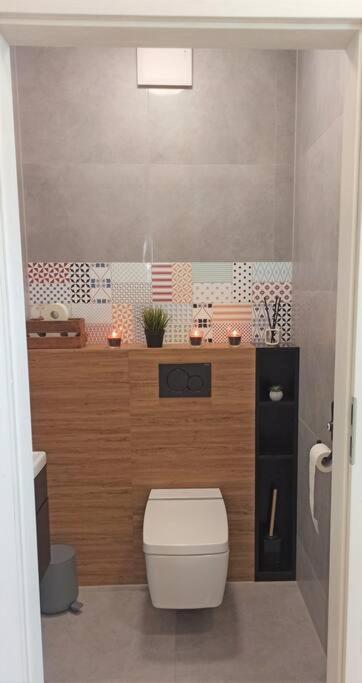 Leilighet Comfy, Familly Friendly Apartment. Balcony. Garage. *