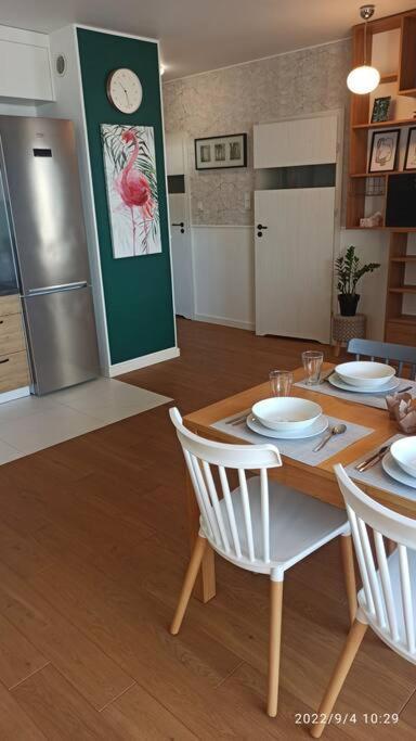 Butas Comfy, Familly Friendly Apartment. Balcony. Garage.